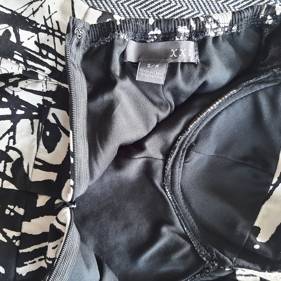 Forever 21 strapless mini - Picture 4 of 7